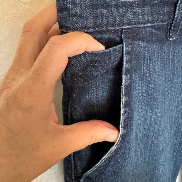 Mid Rise Bermuda Shorts - Picture 3 of 7